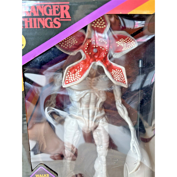 Stranger Things "Demogorgon" Remote Control Toy Figure w/ LED Light Up Mouth NEW - Picture 2 of 6